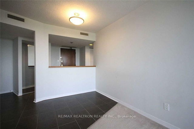 906 - 150 Alton Towers Circle