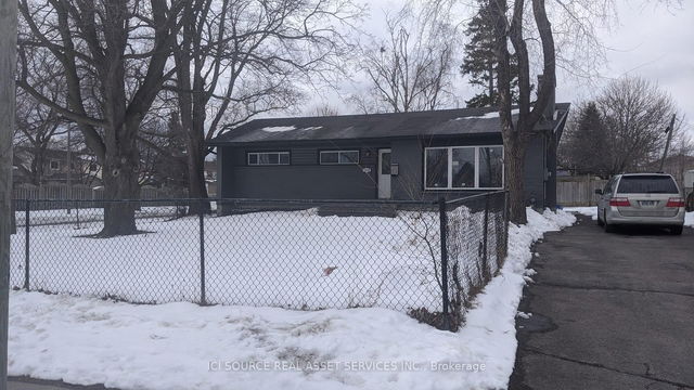 Upper Unit - 1152 Cedar Street