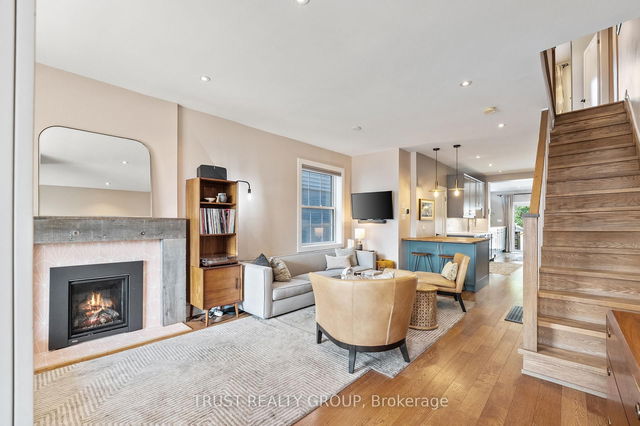 262 Queensdale Avenue