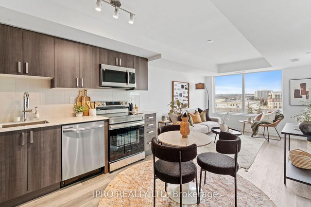 909 - 1435 Celebration Drive
