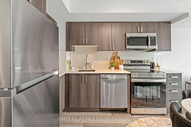 909 - 1435 Celebration Drive