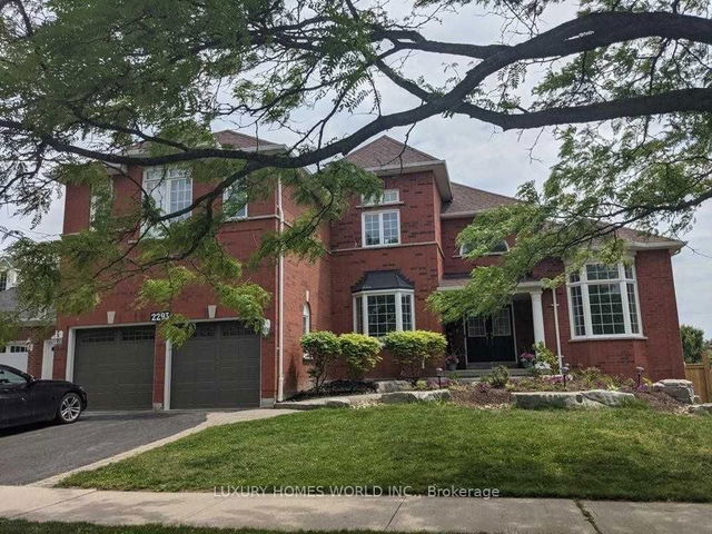 2293 Abbott Crescent