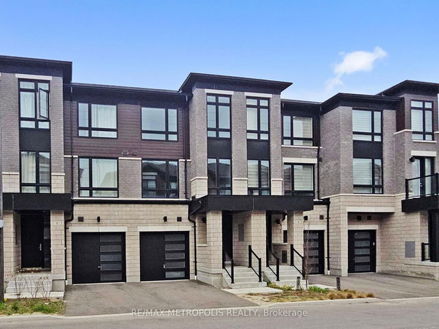 6 Lake Trail Way