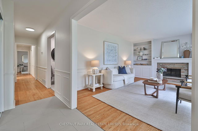 65 Ovendon Square