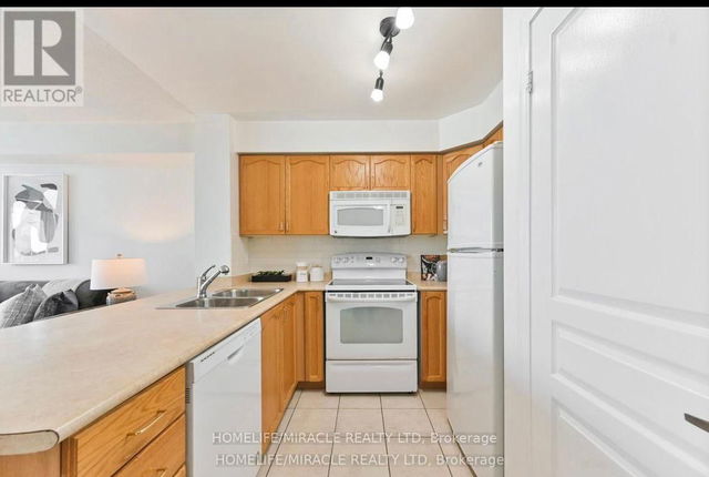 409 - 1600 Charles Street