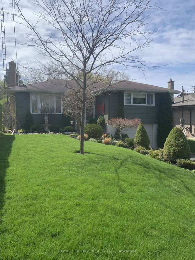 1033 Newbury Avenue