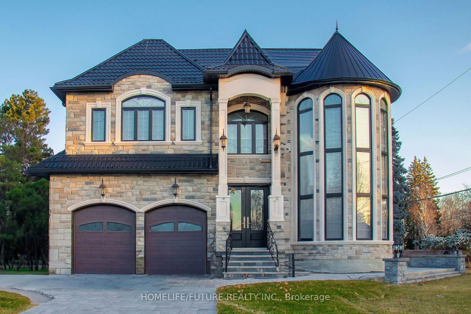 Property at 176 Old Harwood