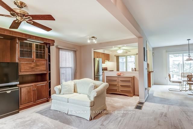 Detached House for sale at 681 Layton Court, Pickering, West Shore, L1W 3W5 - MLS: E12129293