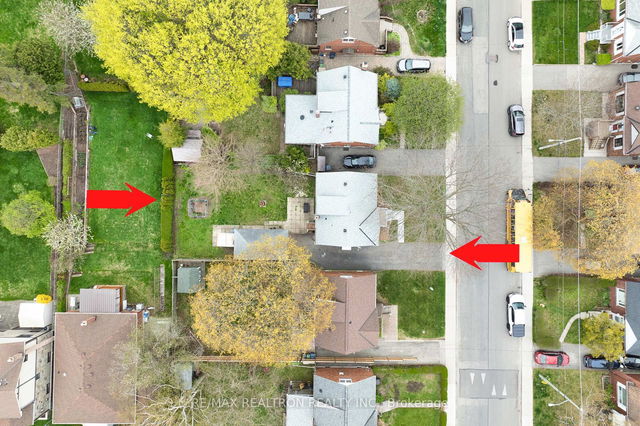 16 Plaxton Drive