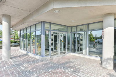 Unit 1111 — 2550 Lawrence Ave, Toronto - Dorset Park image-0-2