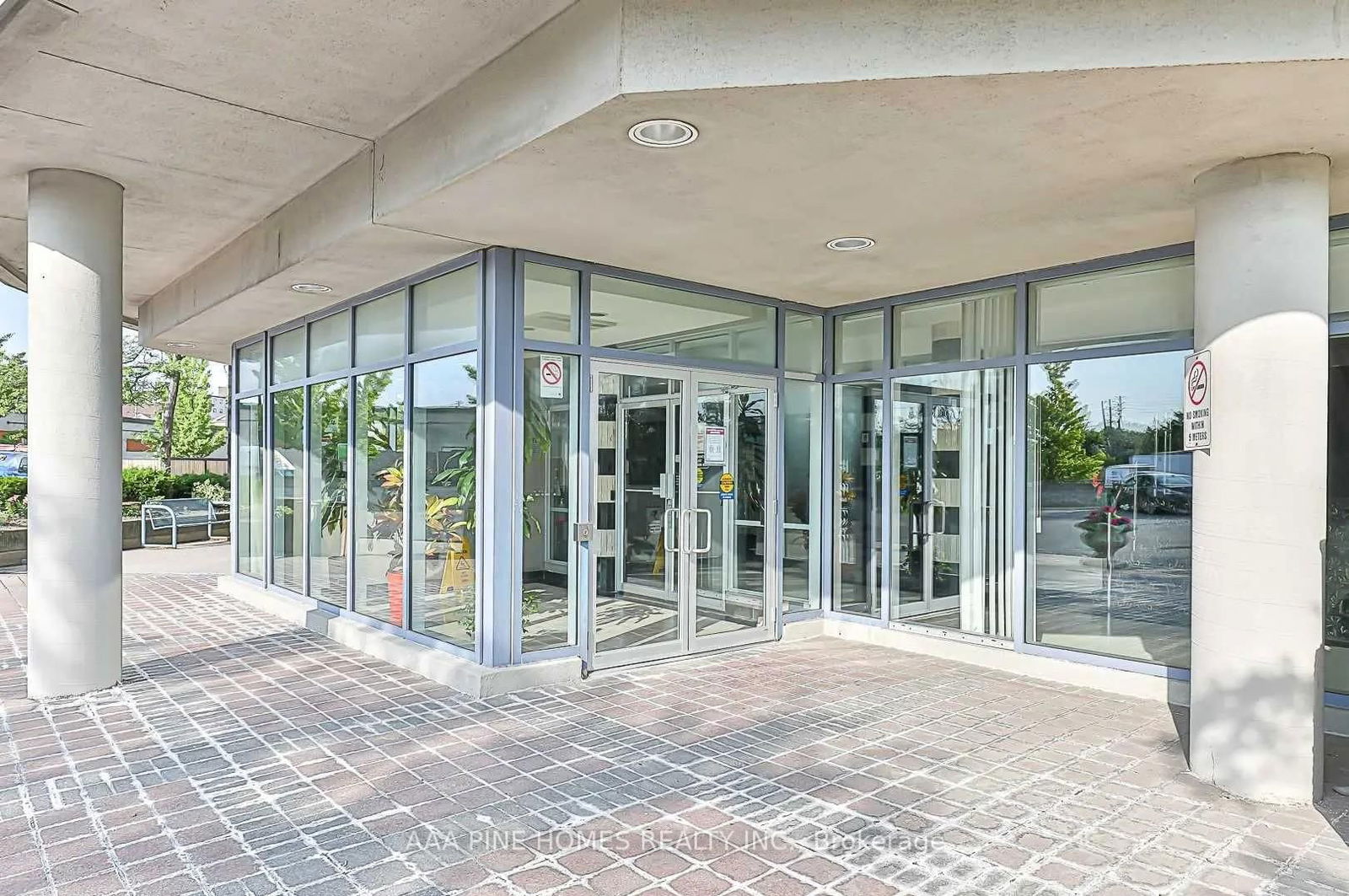 Condo for sale at 1111-2550 Lawrence Avenue, Toronto, Dorset Park, M1P 4Z3 - MLS: E12129528
