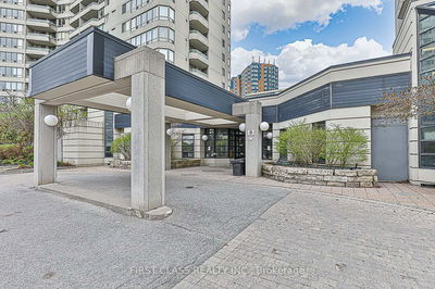 Unit 807 — 160 Alton Towers Circ, Toronto - Milliken image-0-1