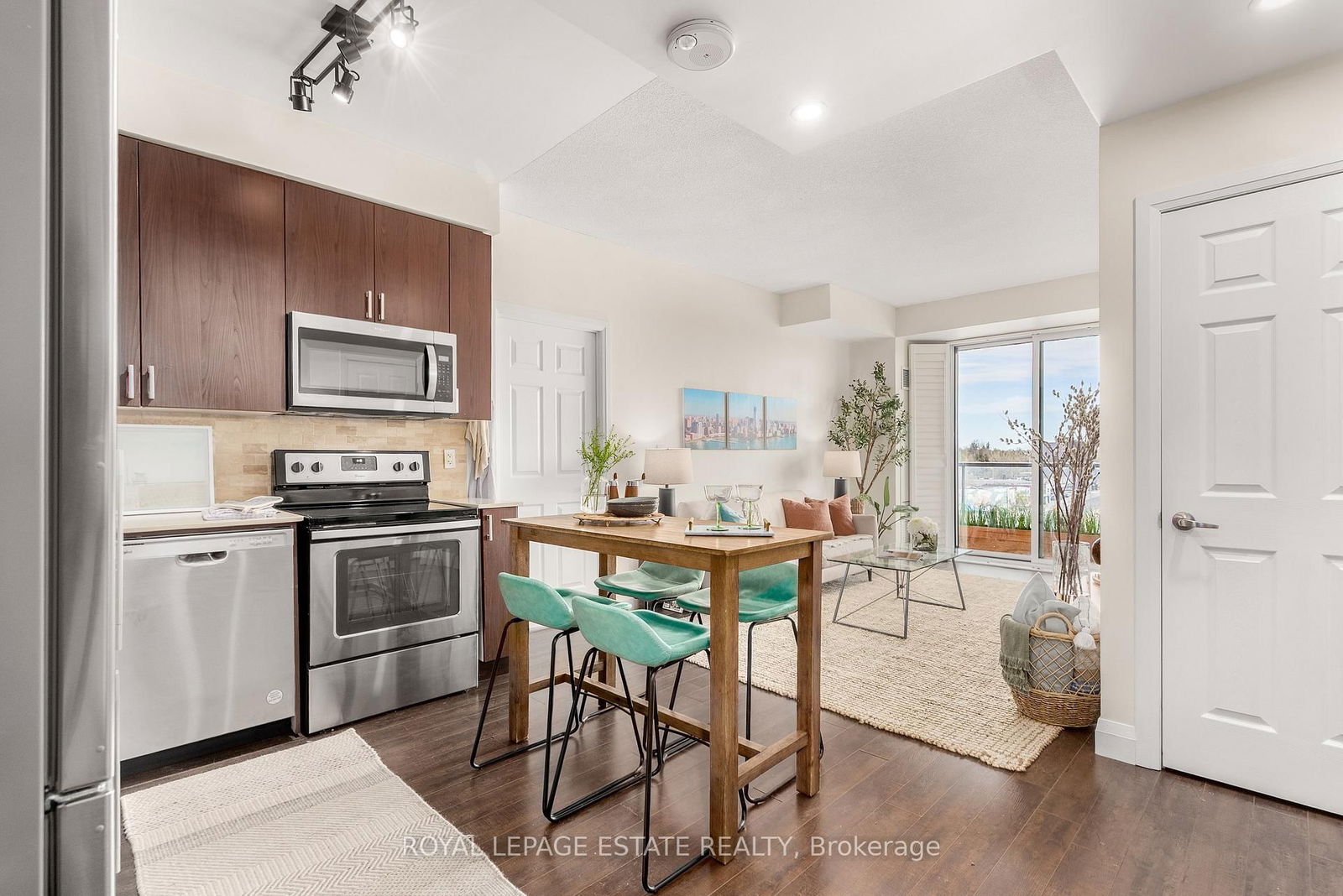 Condo for sale at 806-22 East Haven Drive, Toronto, Birchcliffe-Cliffside, M1N 0B4 - MLS: E12129804