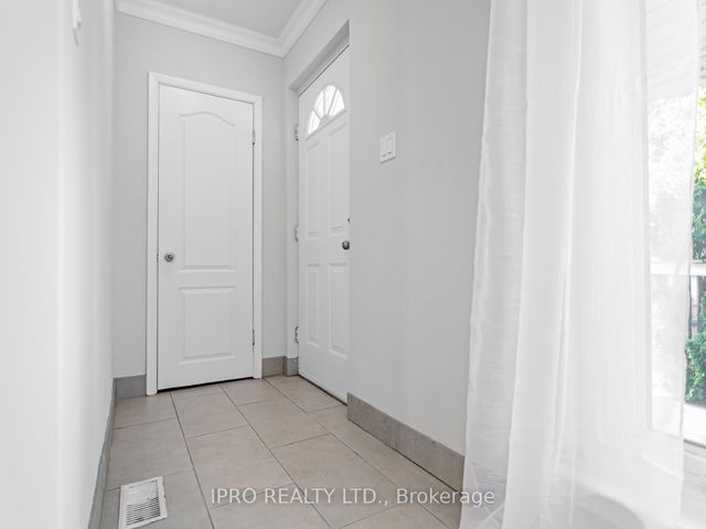 67 Trinnell Boulevard