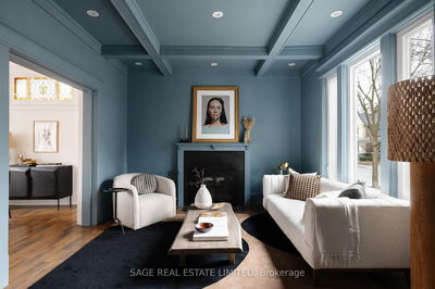 22 Bellefair Ave, Toronto - The Beaches image-0-3