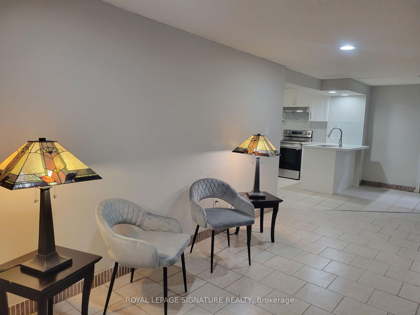 Detached House for lease at Basement Sept Entrance-9 Hawker Court, Ajax, Central West, L1T 3N1 - MLS: E12130153