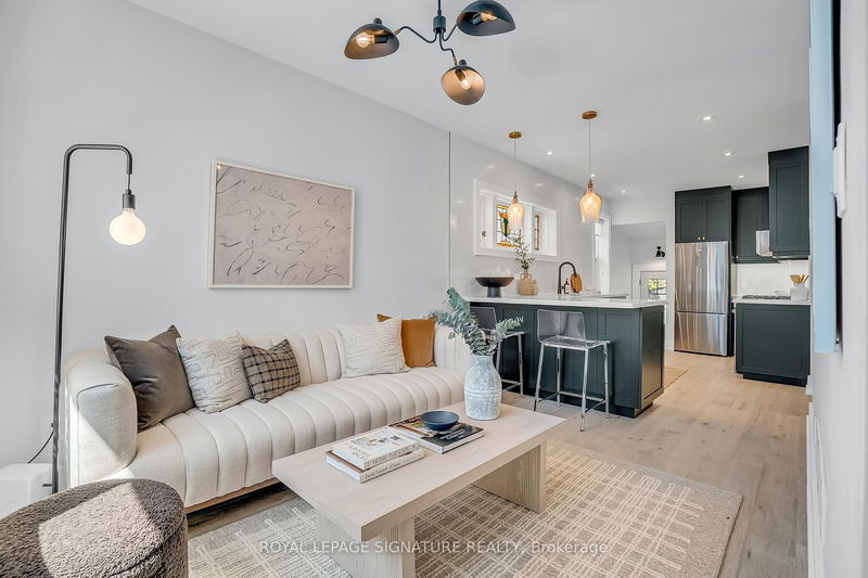 home for sale on 129 Harding Boulevard