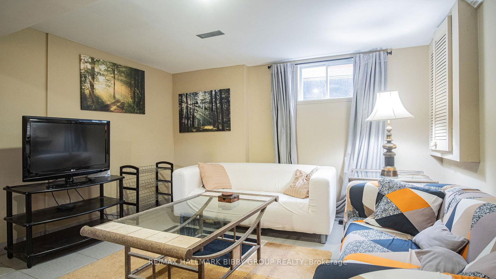 Detached House for lease at Lower-33 Holland Avenue, Toronto, East York, M4B 2C4 - MLS: E12130498