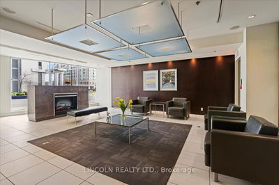 Unit 815 — 36 Lee Centre Dr, Toronto - Woburn image-0-2