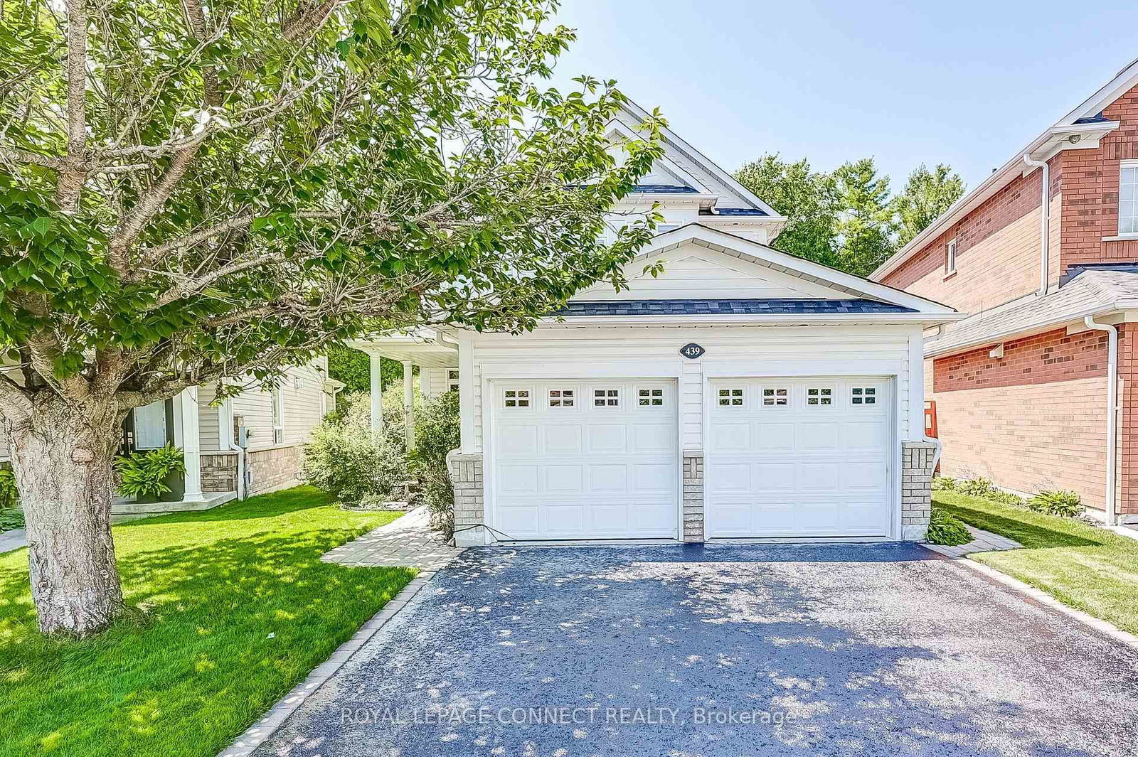 Detached House for sale at 439 Woodsmere Crescent, Pickering, Amberlea, L1V 7A4 - MLS: E12130788