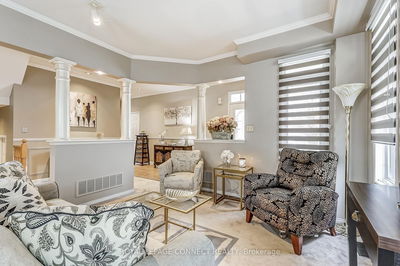 439 Woodsmere Cres, Pickering - Amberlea image-0-4