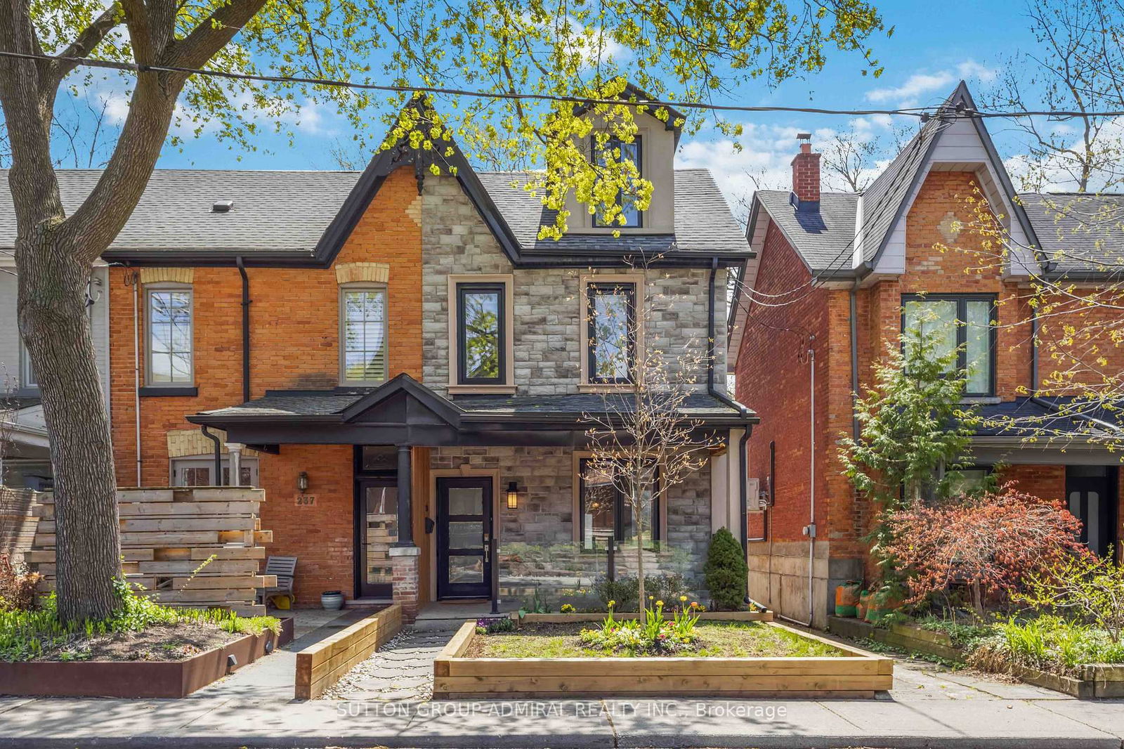Townhouse for sale at 235 Bain Avenue, Toronto, North Riverdale, M4K 1G2 - MLS: E12130831