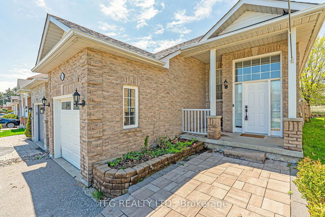 28 Eastfield Crescent