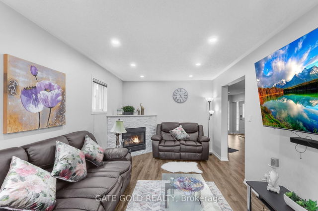 54 Marchwood Crescent