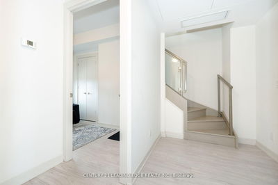 Unit 1003 — 90 Glen Everest Rd, Toronto - Birchcliffe-Cliffside image-0-4