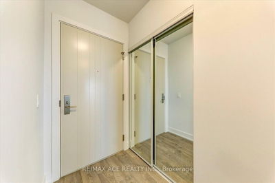 Unit 2208 — 2550 Simcoe St, Oshawa - Windfields image-0-4