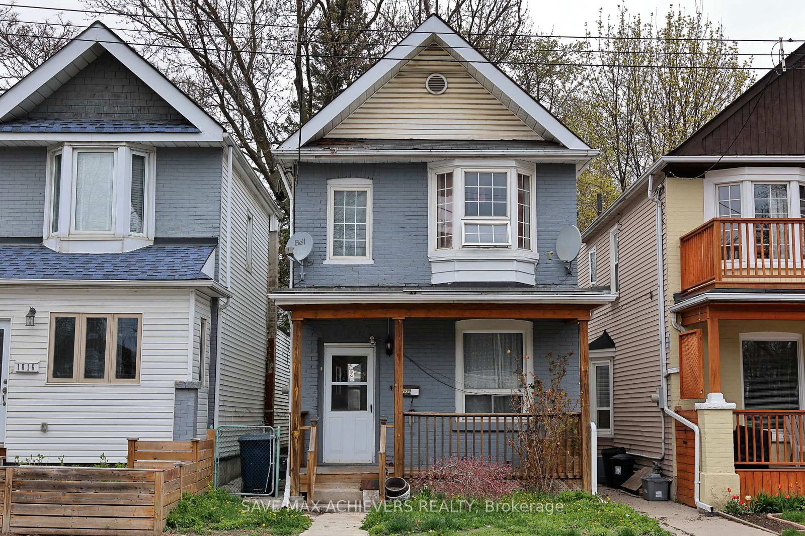 Detached House for sale at 1820 Dundas Street, Toronto, Greenwood-Coxwell, M4L 1M5 - MLS: E12131936