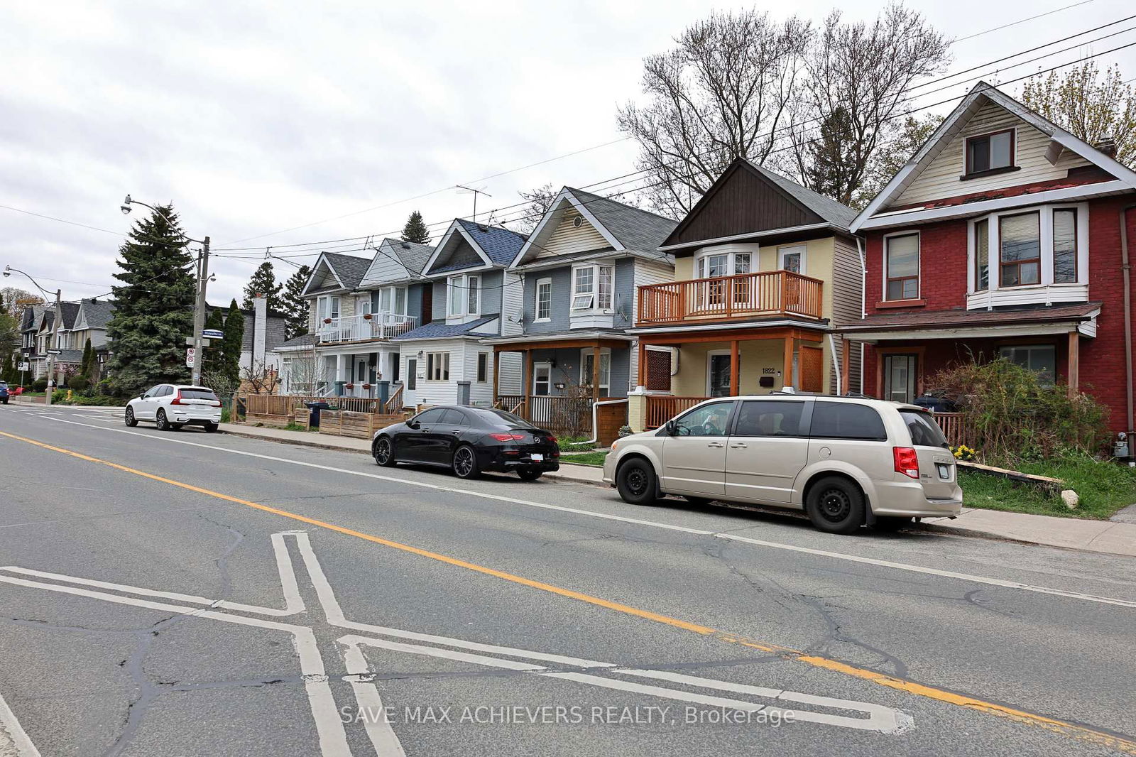 Detached House for sale at 1820 Dundas Street, Toronto, Greenwood-Coxwell, M4L 1M5 - MLS: E12131936