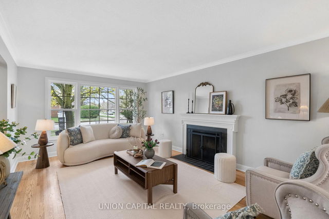 9 Cathedral Bluffs Drive
