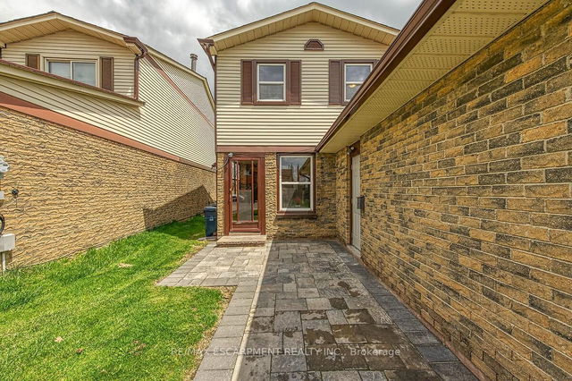 129 Valley Stream Drive