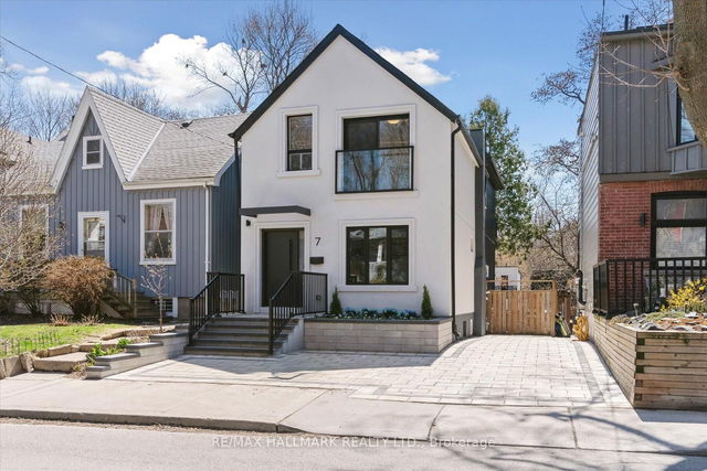 7 Ivy Avenue