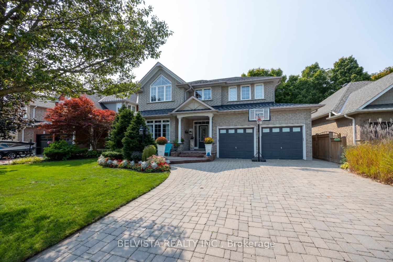 Property at 2 Stillwater