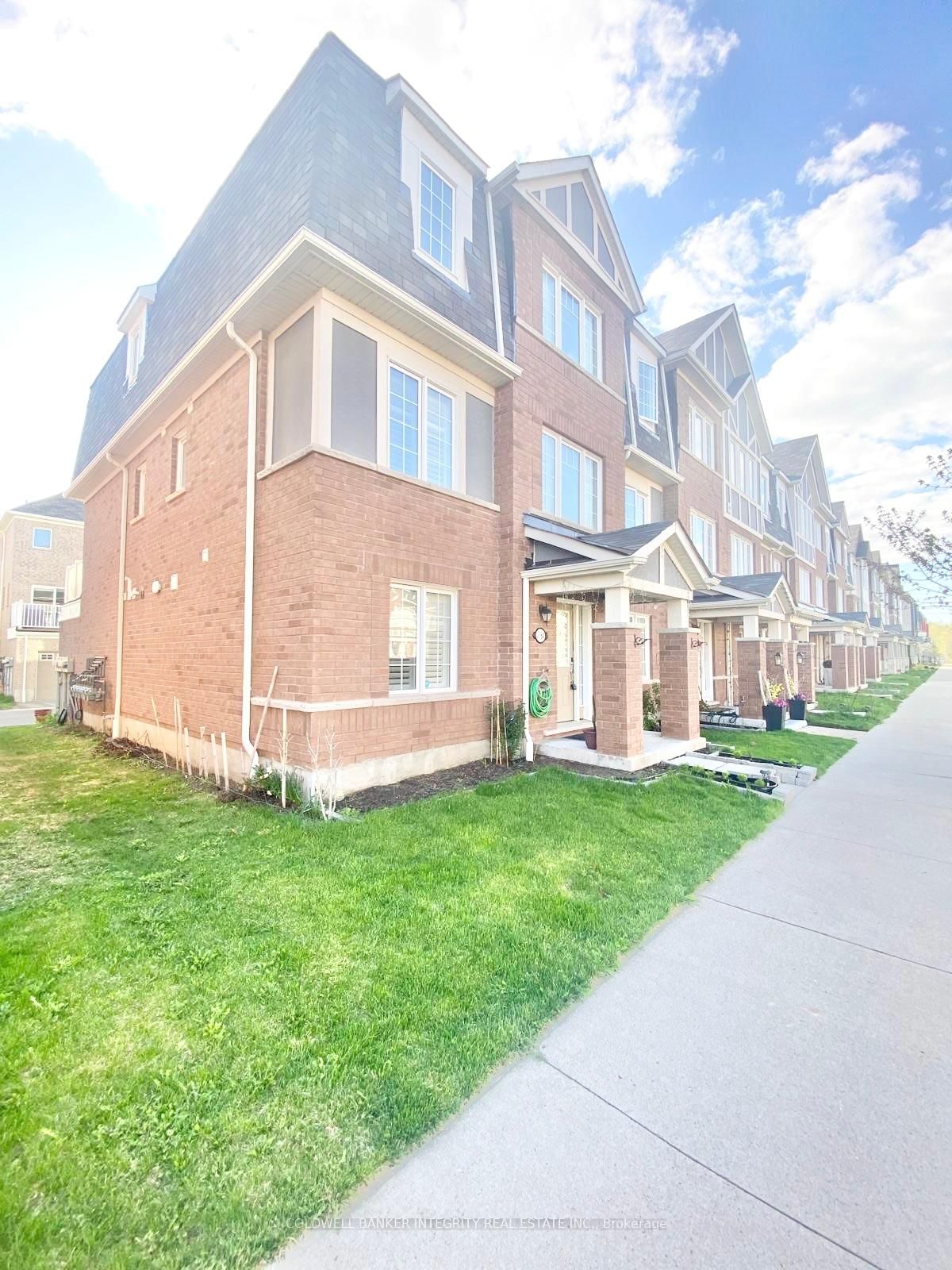 Property at 2754 Sapphire