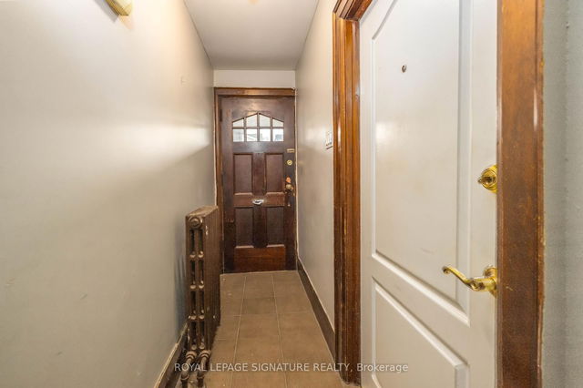 38 Bonnie Brae Boulevard