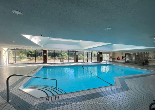 1807 - 150 Alton Towers Circle