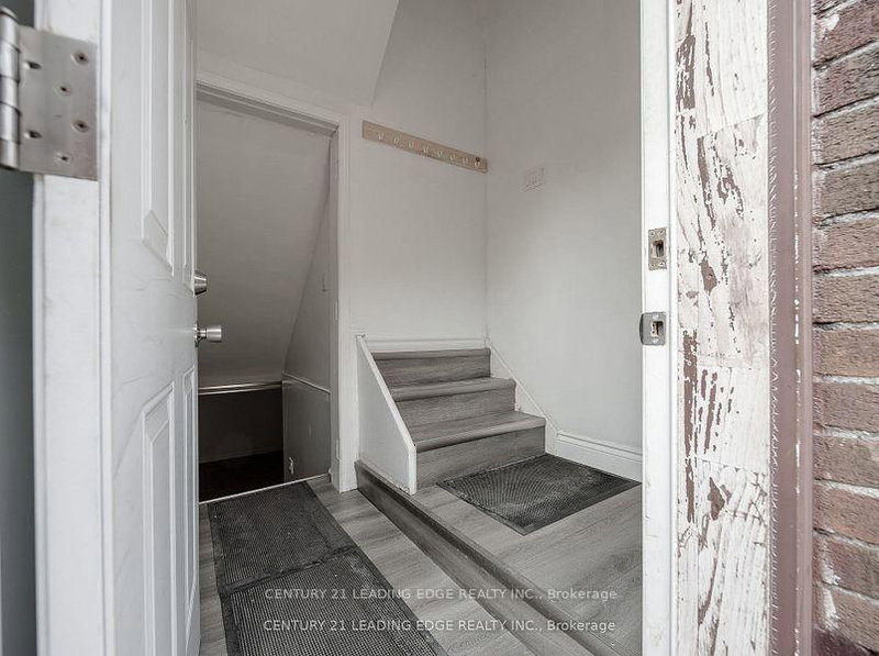 LOWER - 84 CENTRAL PARK Blvd N, Oshawa, L1G 5Y5 | Image 2