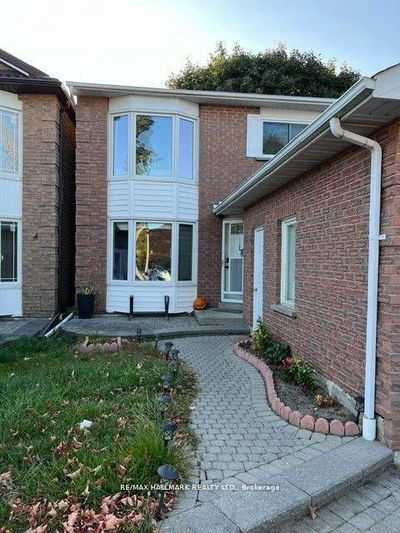 49 Halfmoon Sq, Toronto - Highland Creek image-0-2