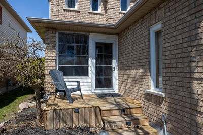 22 Willey Dr, Clarington - Bowmanville image-0-4