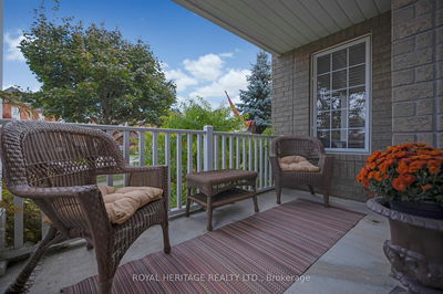 165 Brookhouse Dr, Clarington - Newcastle image-0-2