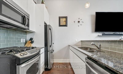 Unit 101 — 323 Kingston Rd, Toronto - The Beaches image-0-3