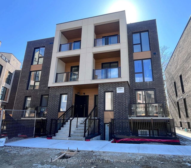 11 - 170 CLONMORE Drive