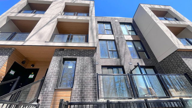 11 - 170 CLONMORE Drive