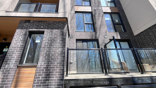 11 - 170 CLONMORE Drive