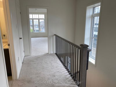 1 King George Way, Clarington - Bowmanville image-0-3