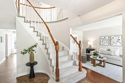 59 Pinedale Cres, Clarington - Courtice image-0-3