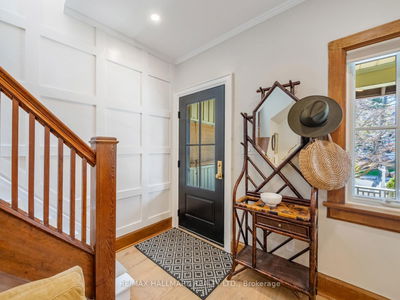 24 Meadow Ave, Toronto - Birchcliffe-Cliffside image-0-3